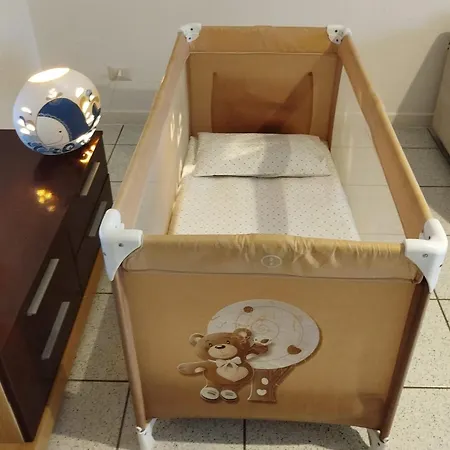 La Casetta-10 Min Aeroporto E アパート *